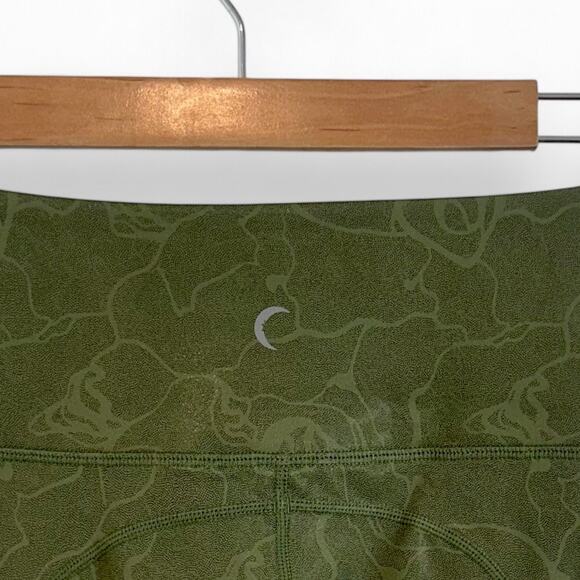 Zyia Women's Olive Maze Light n Tight High-Rise 7/8 24" Pocket Legging 4 Green - Picture 6 of 9